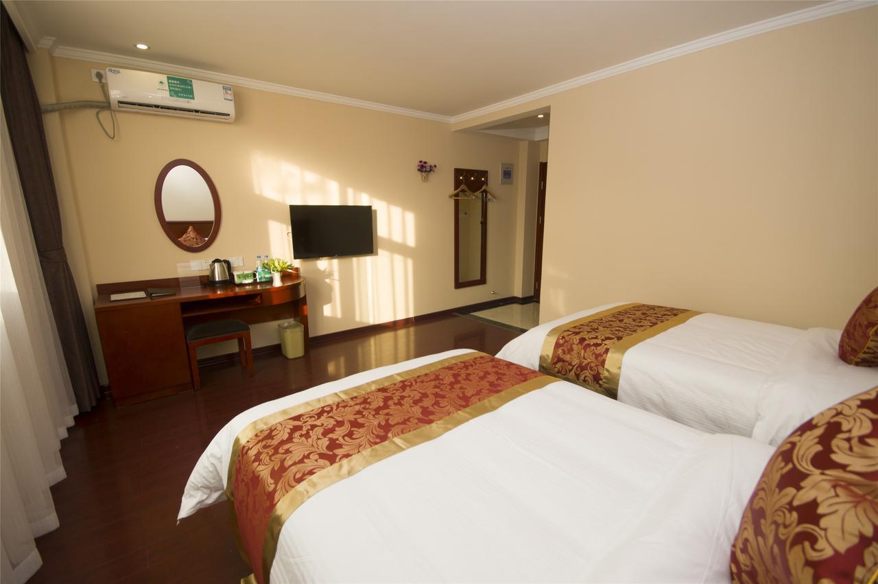 Greentree Inn Jiangsu Zhenjiang Jiangsu Science And Technology University Youth Square Express Hotel Chang-čou Exteriér fotografie