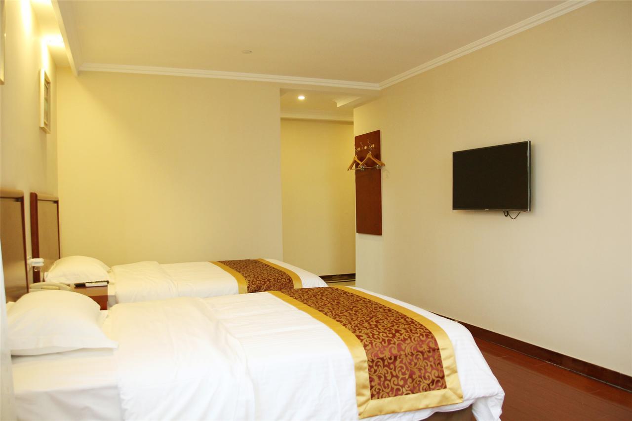 Greentree Inn Jiangsu Zhenjiang Jiangsu Science And Technology University Youth Square Express Hotel Chang-čou Exteriér fotografie