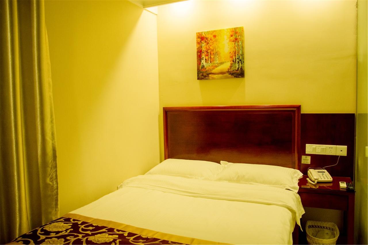 Greentree Inn Jiangsu Zhenjiang Jiangsu Science And Technology University Youth Square Express Hotel Chang-čou Exteriér fotografie